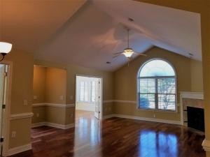 Building Photo - 103 W Chelsea Ct