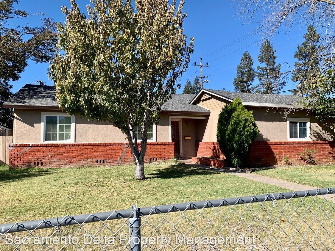Primary Photo - 3 br, 2 bath House - 3261 Northview Drive