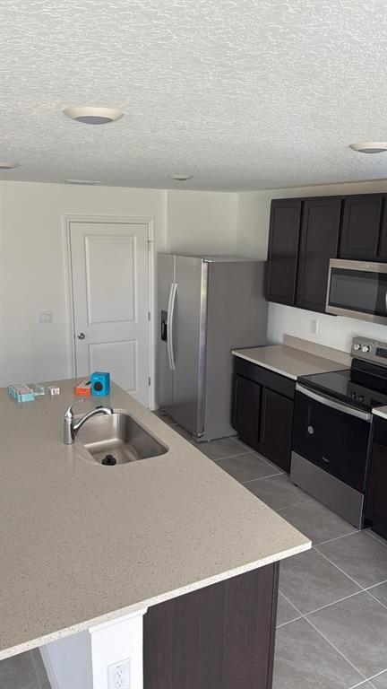 Foto del edificio - 1824 Tahitian Sunrise Dr