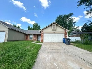Building Photo - 5826 S 87th E Ave