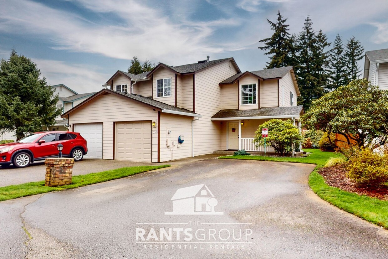 Foto principal - Centrally Located Townhome in Tumwater – L...