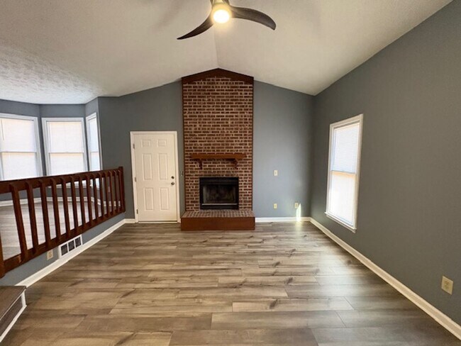 Foto del edificio - 504 Offing Dr