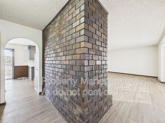 Foto del edificio - 3929 S Carriage Ln