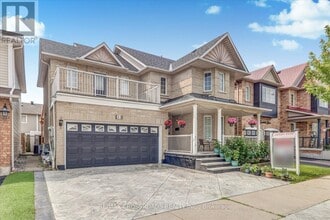 Building Photo - 33 Greenhalf Dr