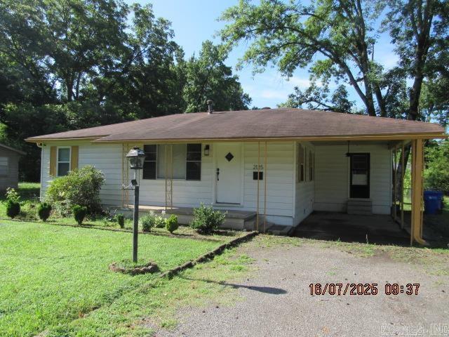 Foto principal - 2125 Hairston St
