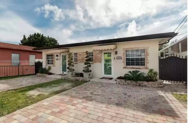 Foto del edificio - 3172 SW 2nd St