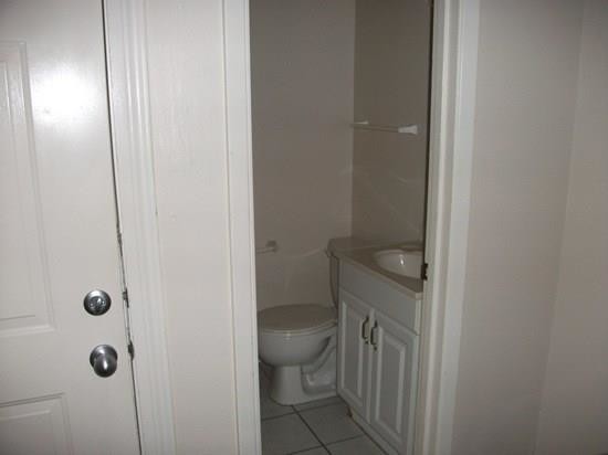 Foto del edificio - 3920 Scruggs Dr