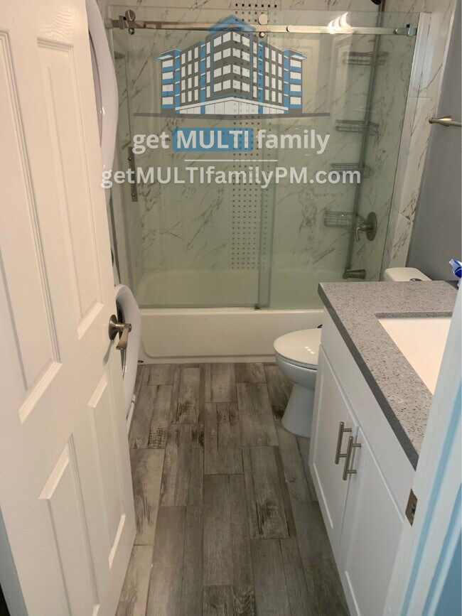 Foto del edificio - 1766 E 6th Ave