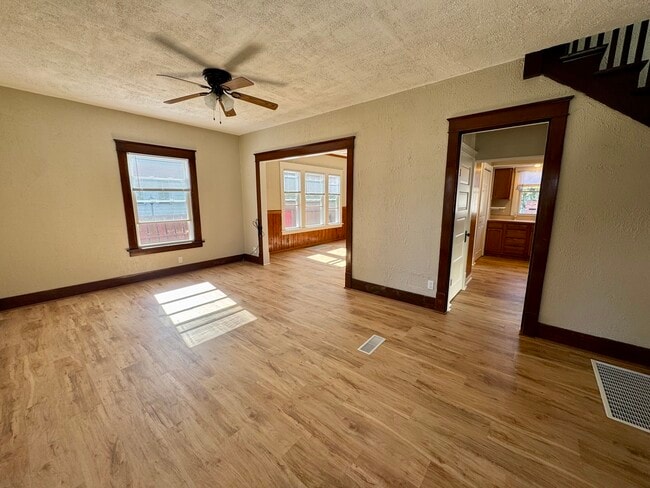 Foto del edificio - 716 46th St