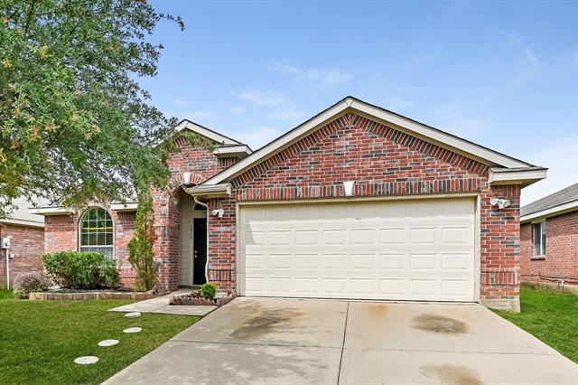 Building Photo - 1919 Pin Oak Ln