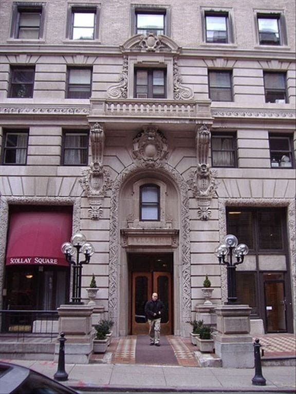 Building Photo - 21 Beacon St