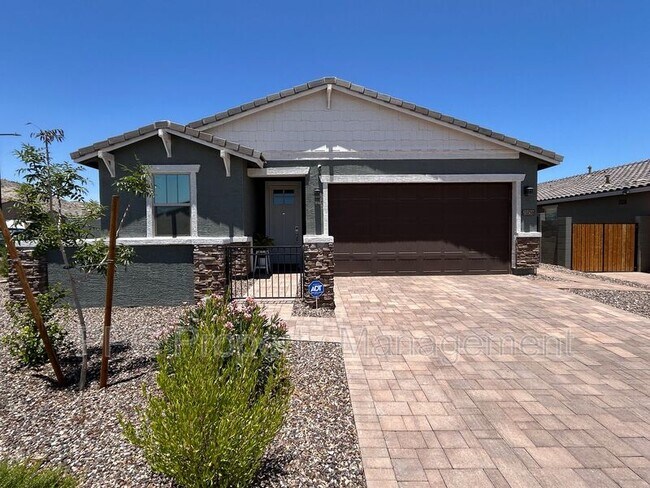 Building Photo - 20256 W Badgett Ln