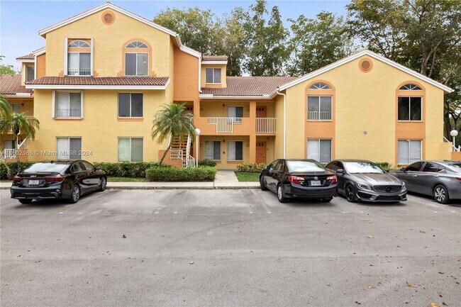 Foto del edificio - 1204 Coral Club Drive Apt #1204, Coral Spr...