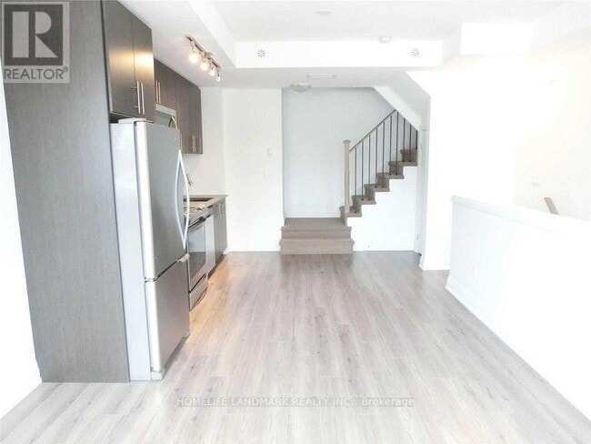 Photo du bâtiment - 780-780 Sheppard Ave E