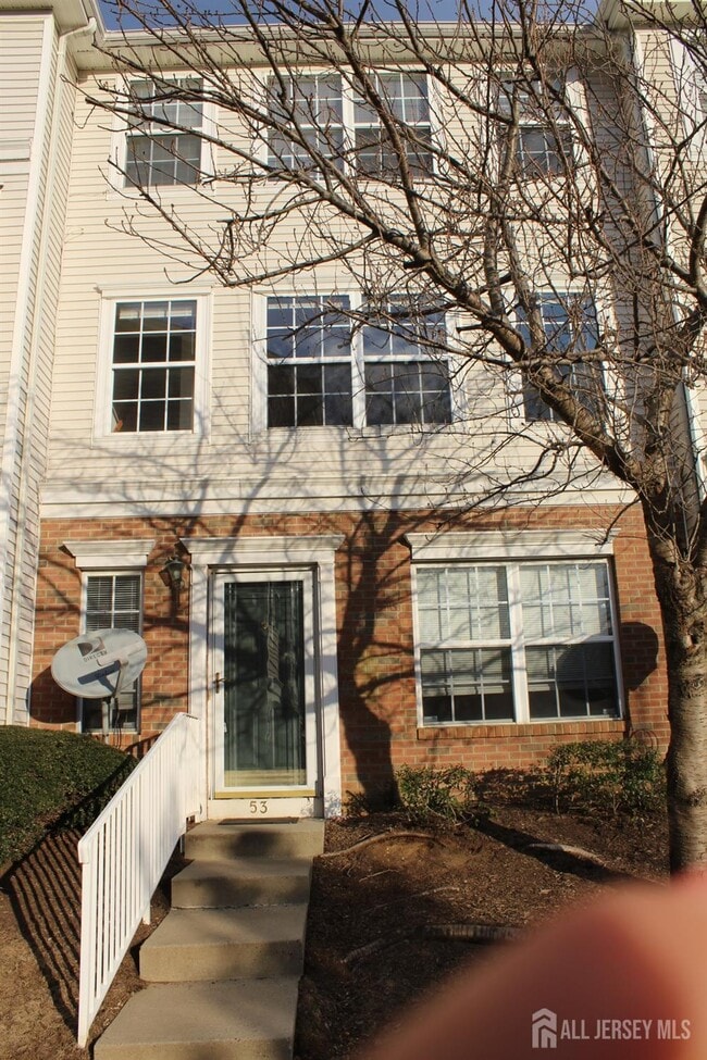 Building Photo - 53 Giera Ct