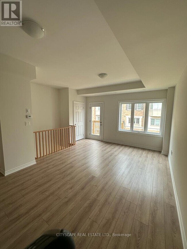 Photo du bâtiment - 2617 Magdalen Path