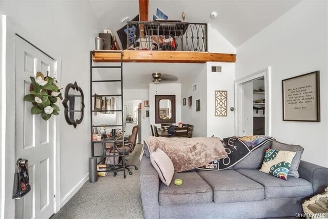 Building Photo - 78 Burd St