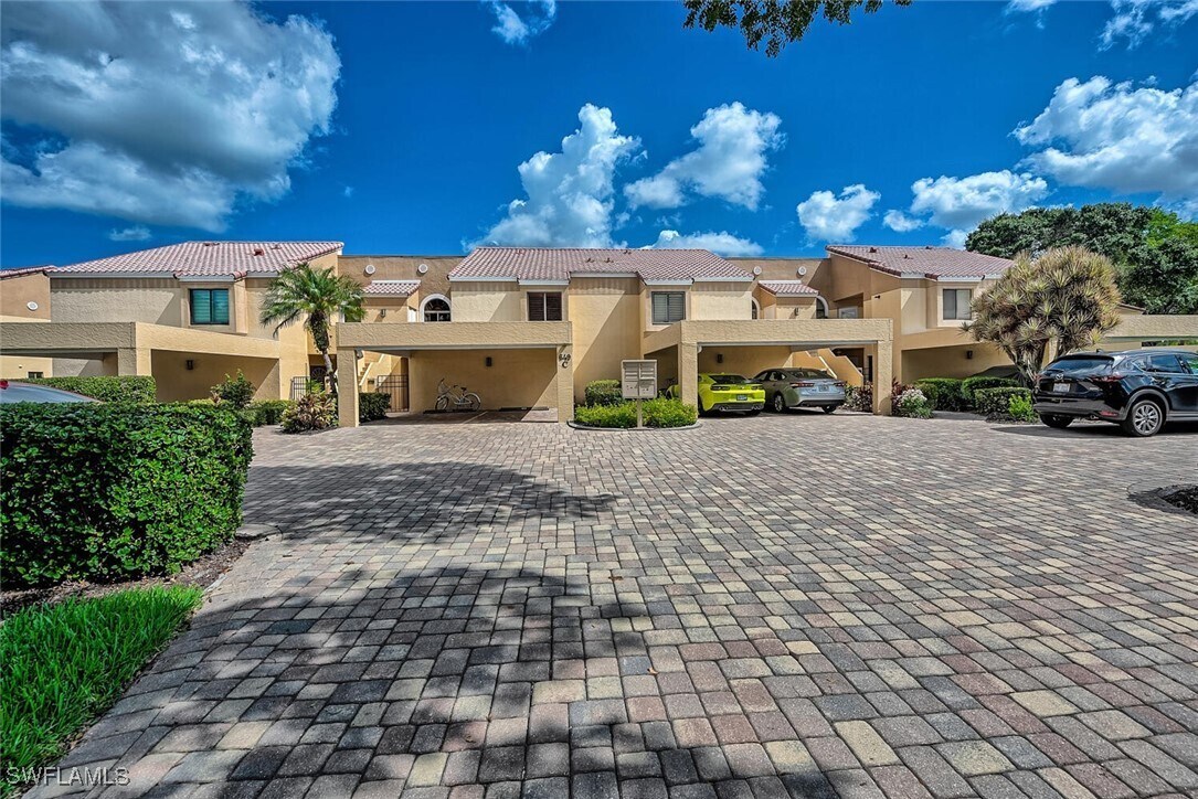Foto del edificio - 649 Beachwalk Cir