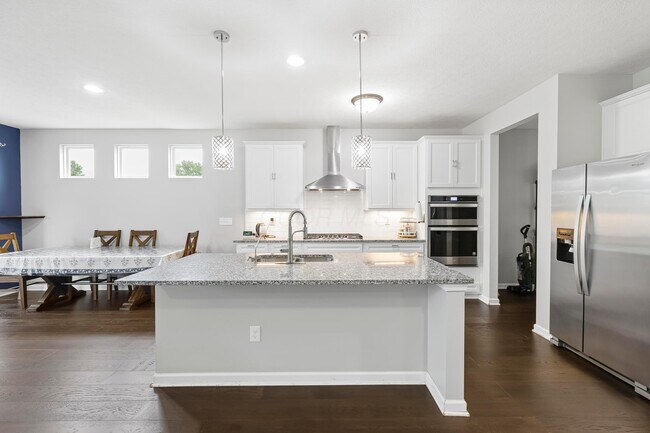 Foto del edificio - 6722 Rocky Ridge Dr