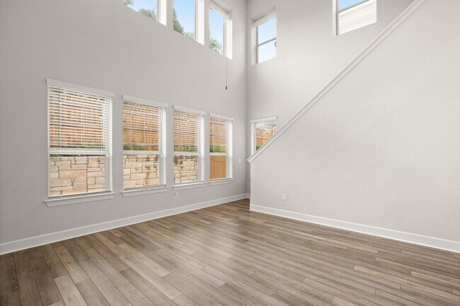 Building Photo - 12809 Stanford Dr