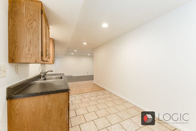 Foto del edificio - 5068 Murray Blvd