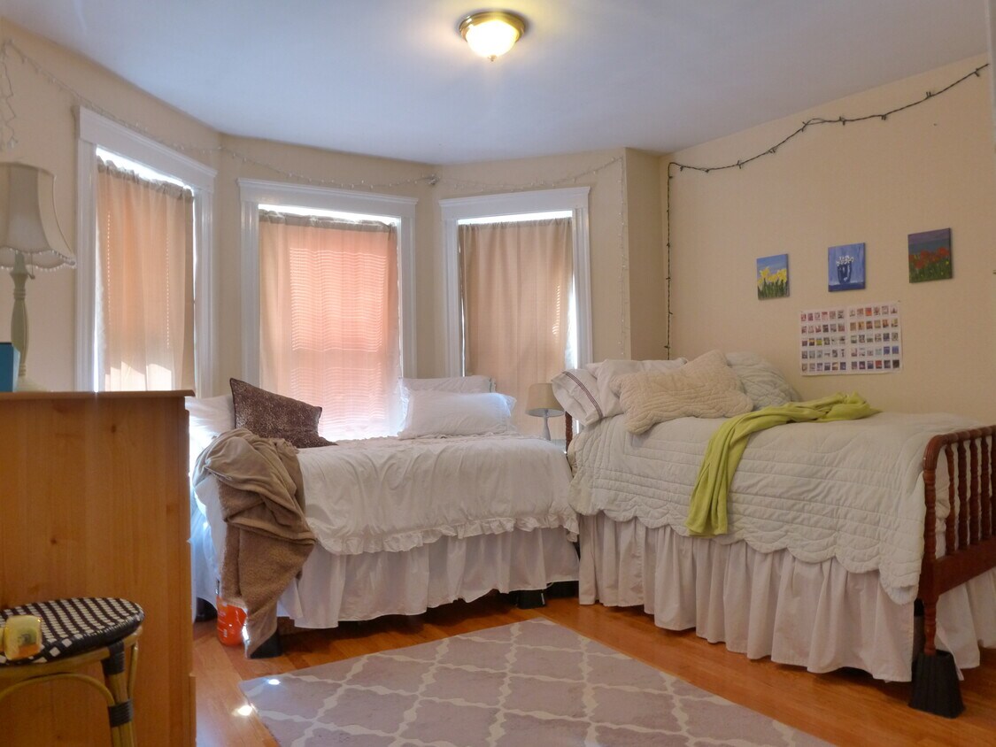 Foto principal - 183 Strathmore Rd