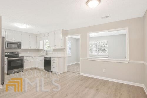 Building Photo - 230 Chimney Ct