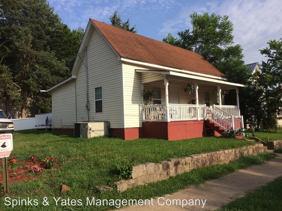 Primary Photo - 614 S Greenwood St