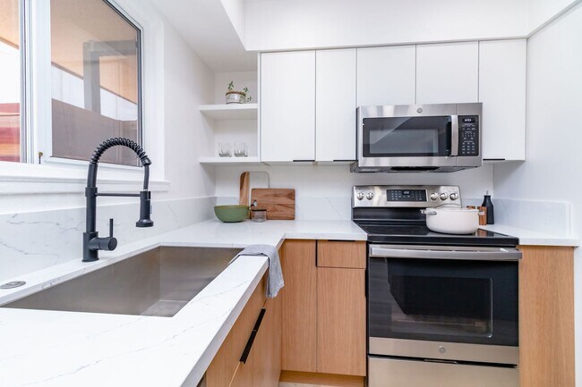 Building Photo - Astrid Place, Fair Oaks - Modern Luxury To...