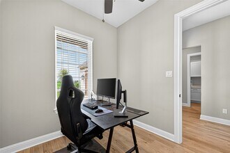 Building Photo - 2135 Tioga Vw Dr