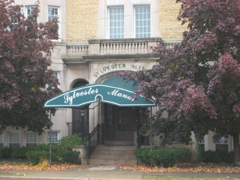 Sylvester Manor Apartments - Sylvester Manor