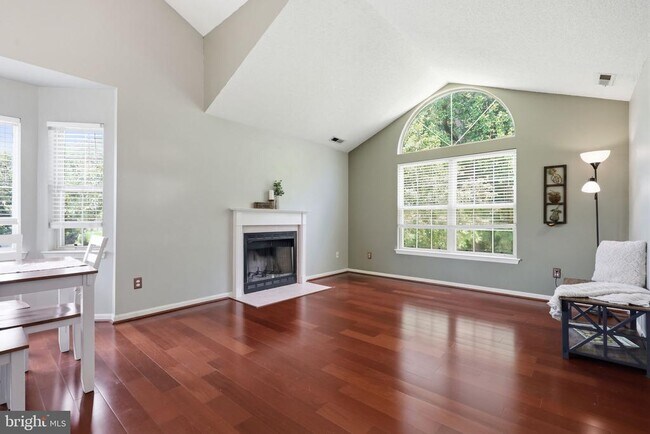 Foto del edificio - 3604 Waltham Ct