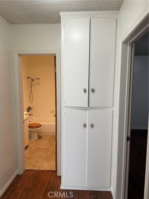 Building Photo - 420 N Market St