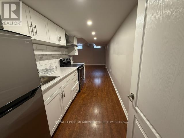 Building Photo - 527 Miller Way