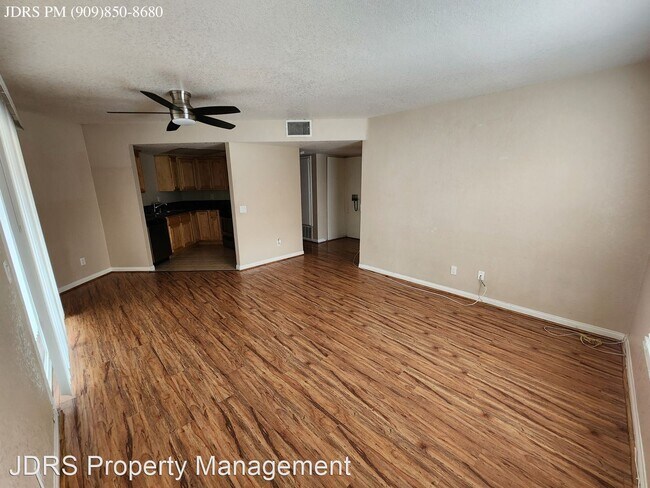 Building Photo - 2 br, 1 bath House - 788 Gianni Drive #101