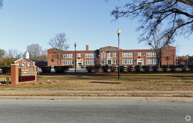 Foto del edificio - Olde School Commons