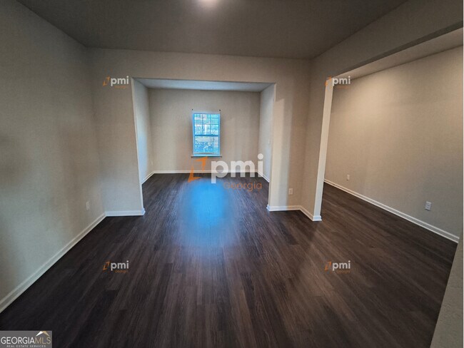 Building Photo - 209 Oliver Dr