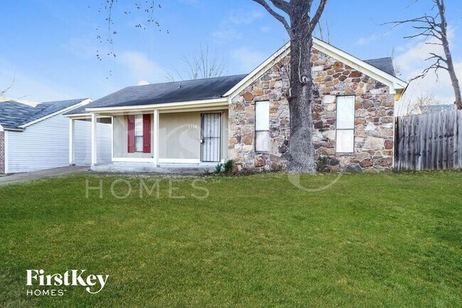 Foto del edificio - 5798 Jardin Pl