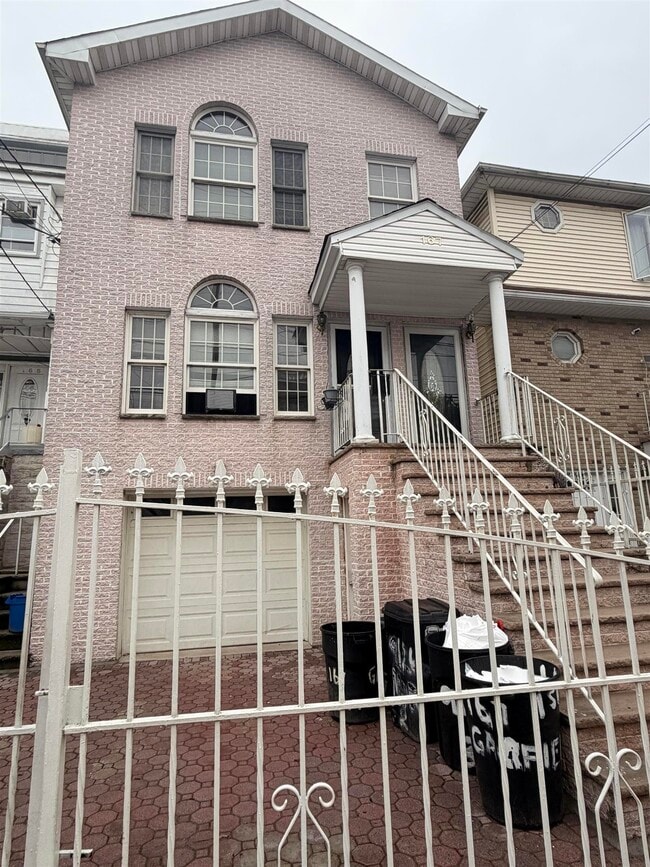 Building Photo - 167 Garfield Ave