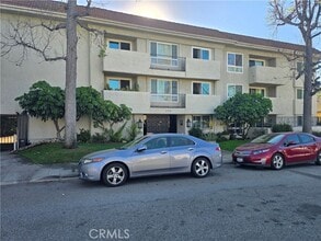 Building Photo - 702 Park