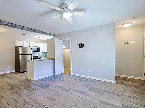 Photo - 718 Juniper Dr Apartment