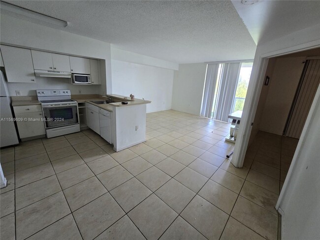 Foto del edificio - 5077 NW 7th St