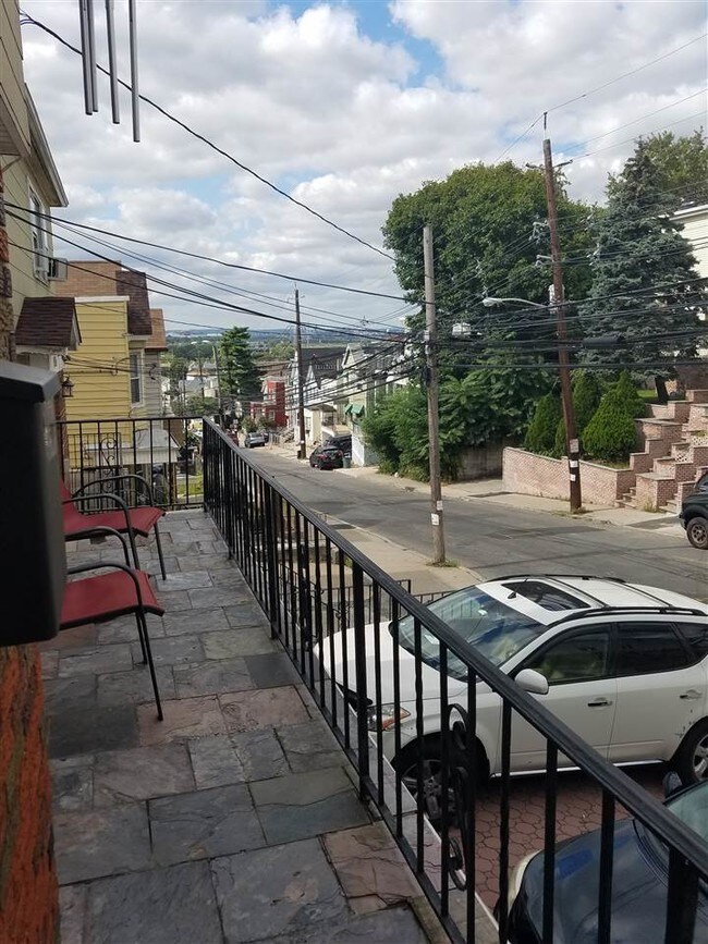 Foto del edificio - 1211 51st St