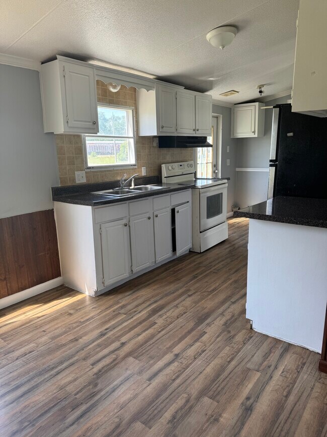 Foto del edificio - 712 House St