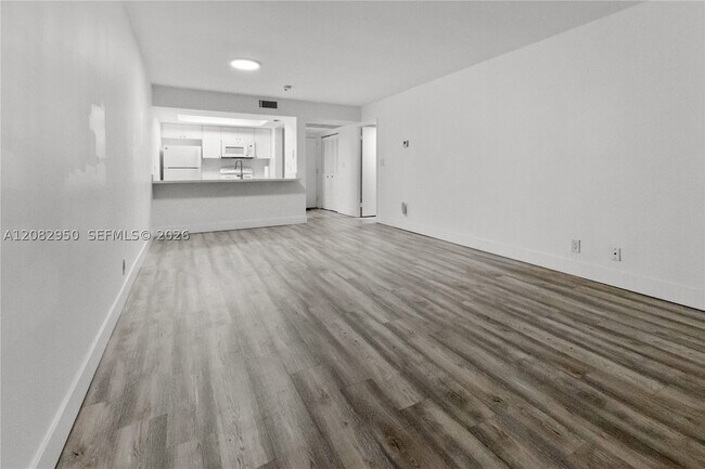 Foto del edificio - 8100 Geneva Ct