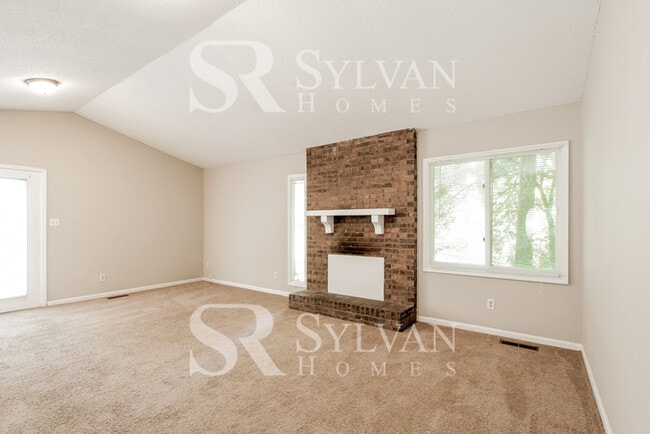 Building Photo - The Lifestyle You Deserve.