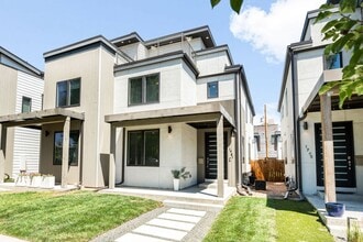 Building Photo - 1751 W 40th Ave