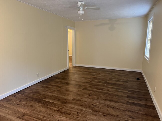 Foto del edificio - 1782 Eveline Ave