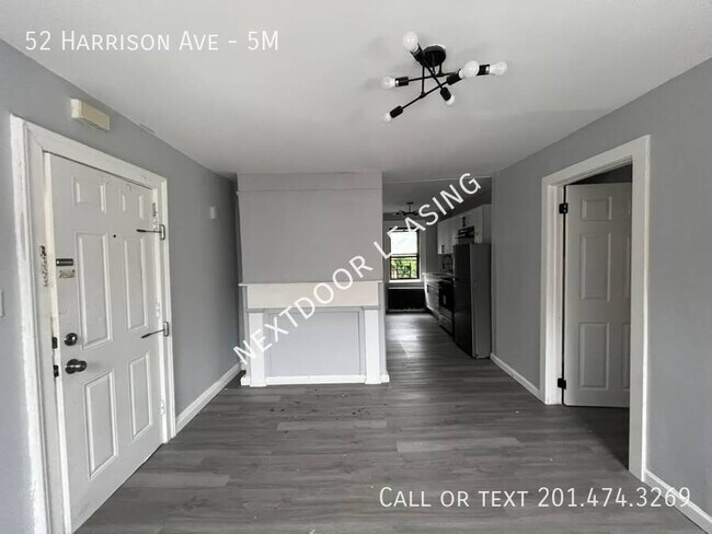 Foto del edificio - 52 Harrison Ave