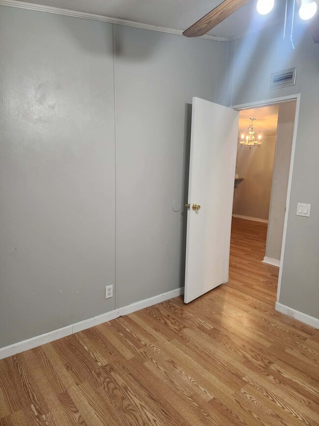 Building Photo - 371 Tom Lodge Rd